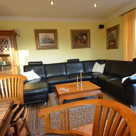 Ferienhaus-seeadler-in-gross-zicker-halbinsel-moenchgut Groß Zicker